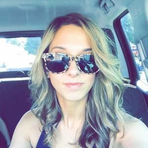 Meet your Posher, Maxine